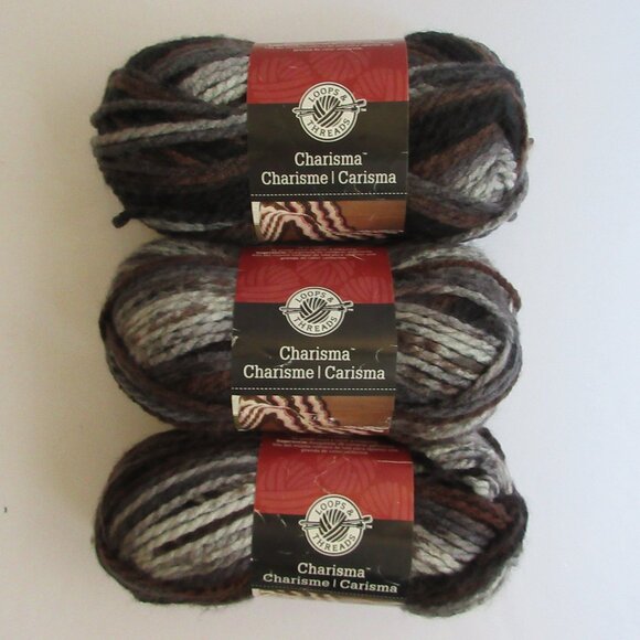3 Skeins Loops & Threads Charisma 100% Acrylic Yarn #15 Ashes 5-Bulky 100g NWT - Picture 1 of 11